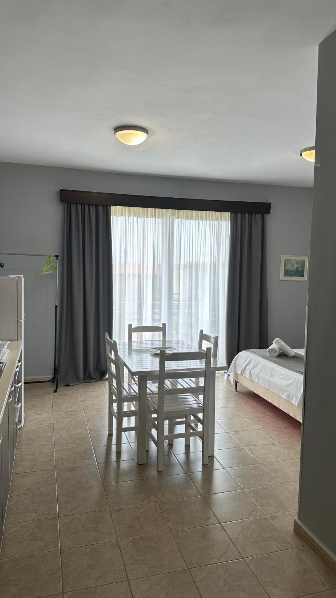 Anna House Dhermi Exterior photo